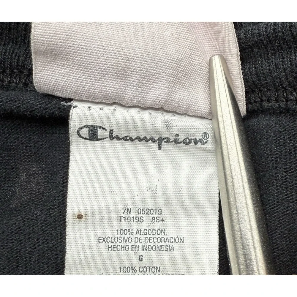 Champion T-Shirt Mens Large Black All Over Print Logo Script Graphic Tee T1919S - Picture 4 of 5